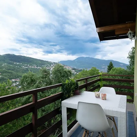 Apartman Hills View